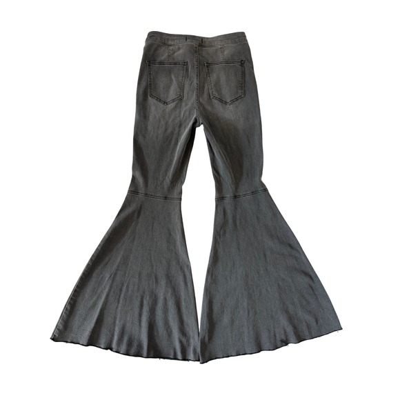 WE THE FREE Womens Gray Flared Bell Bottom Jeans Size 28 - Picture 2 of 4